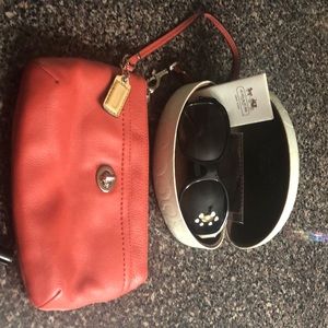 Coach sunglasses and case - coach hand purse